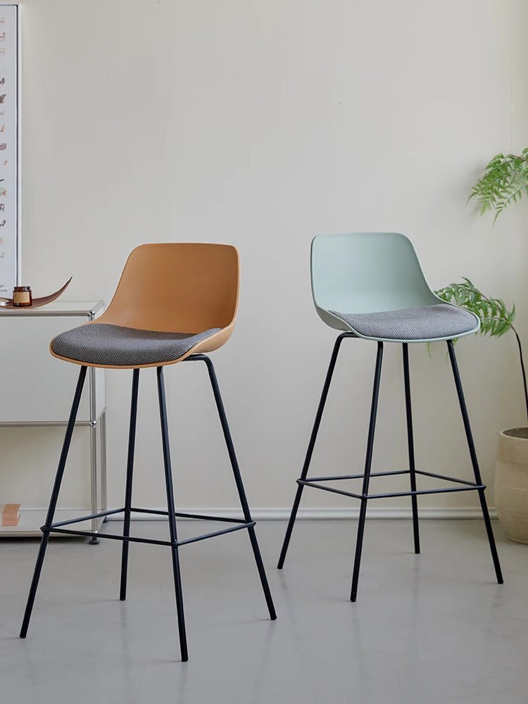 Бар стол Nordic Желязо Art, Прости високи столове, столове за дома почивка, Пластмасови бар столове, Модерна индустриална мебелите за дневна