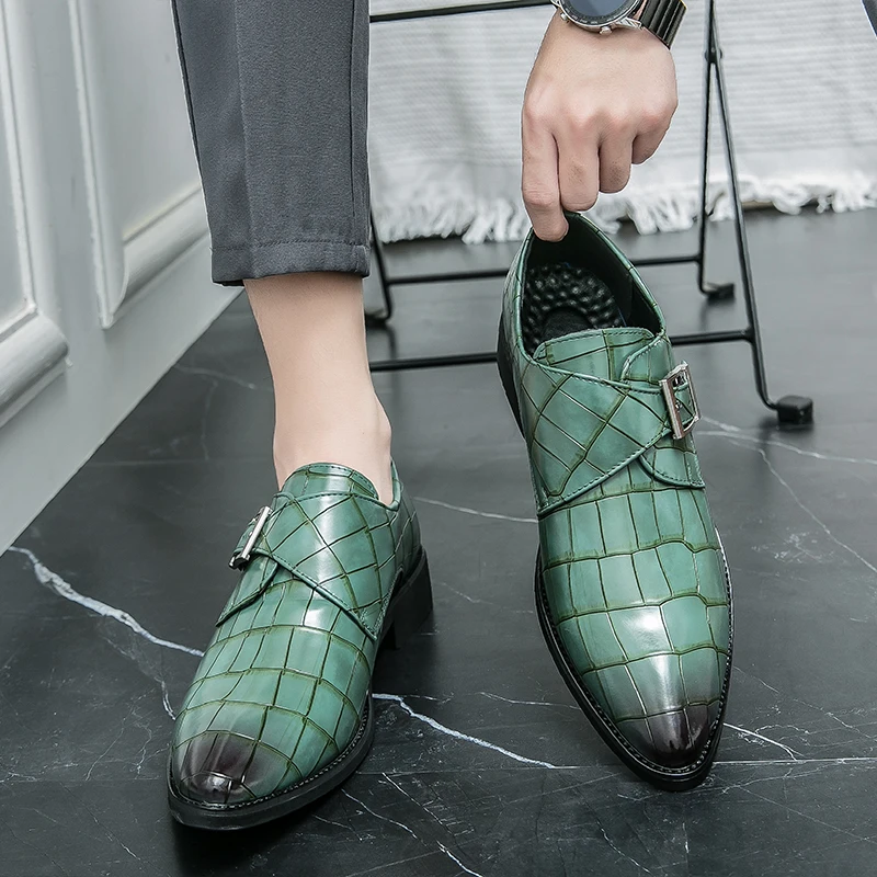 Класически мъжки модел обувки от естествена кожа с катарама и каишка с остри пръсти, сватбени обувки с крокодиловым модел, бизнес и официални обувки