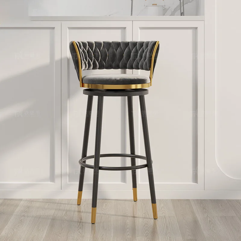 Кожен Бар стол Lift L Черно Модерен Висок Отточна тръба на шарнирна връзка Европейския Луксозен Бар Стол Метален Дизайн С Въртяща Мебели И Столове
