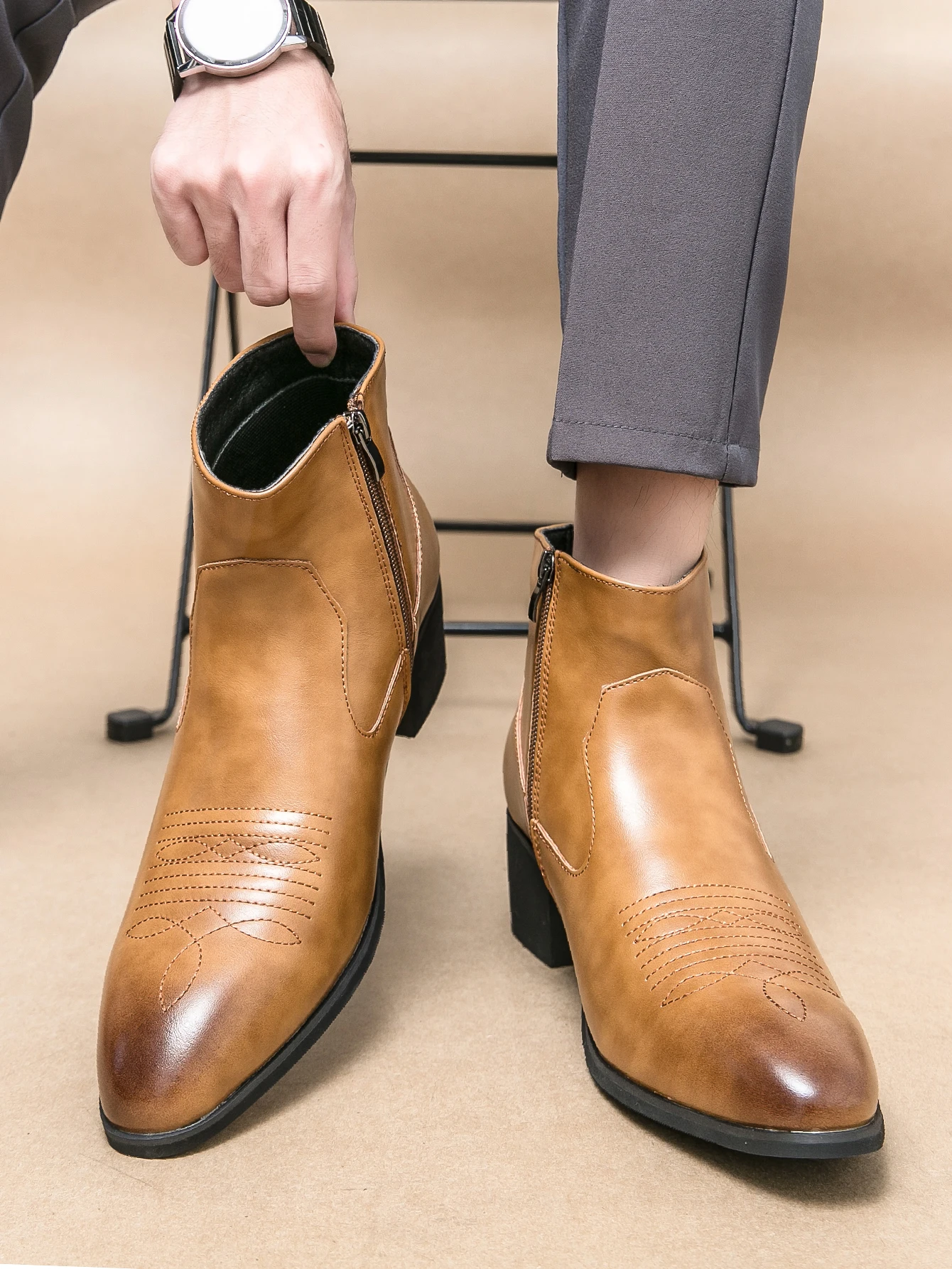 Кожени Мъжки Обувки С остри Пръсти В ретро стил, Обувки Челси, Дизайнерски Обувки В Британския Стил, Мъжки Маркови Ежедневни Топли Плюшени Бизнес Ботильоны