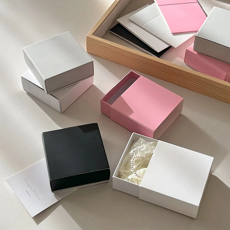Малка Картонена Кутия За Бижута Pink White Blakck Чекмеджето, Опаковки, Кутии Пръстен, Колие Подарък Кутия 7.5x7.5x3cm